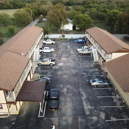 Executive Inn San Saba Экстерьер фото