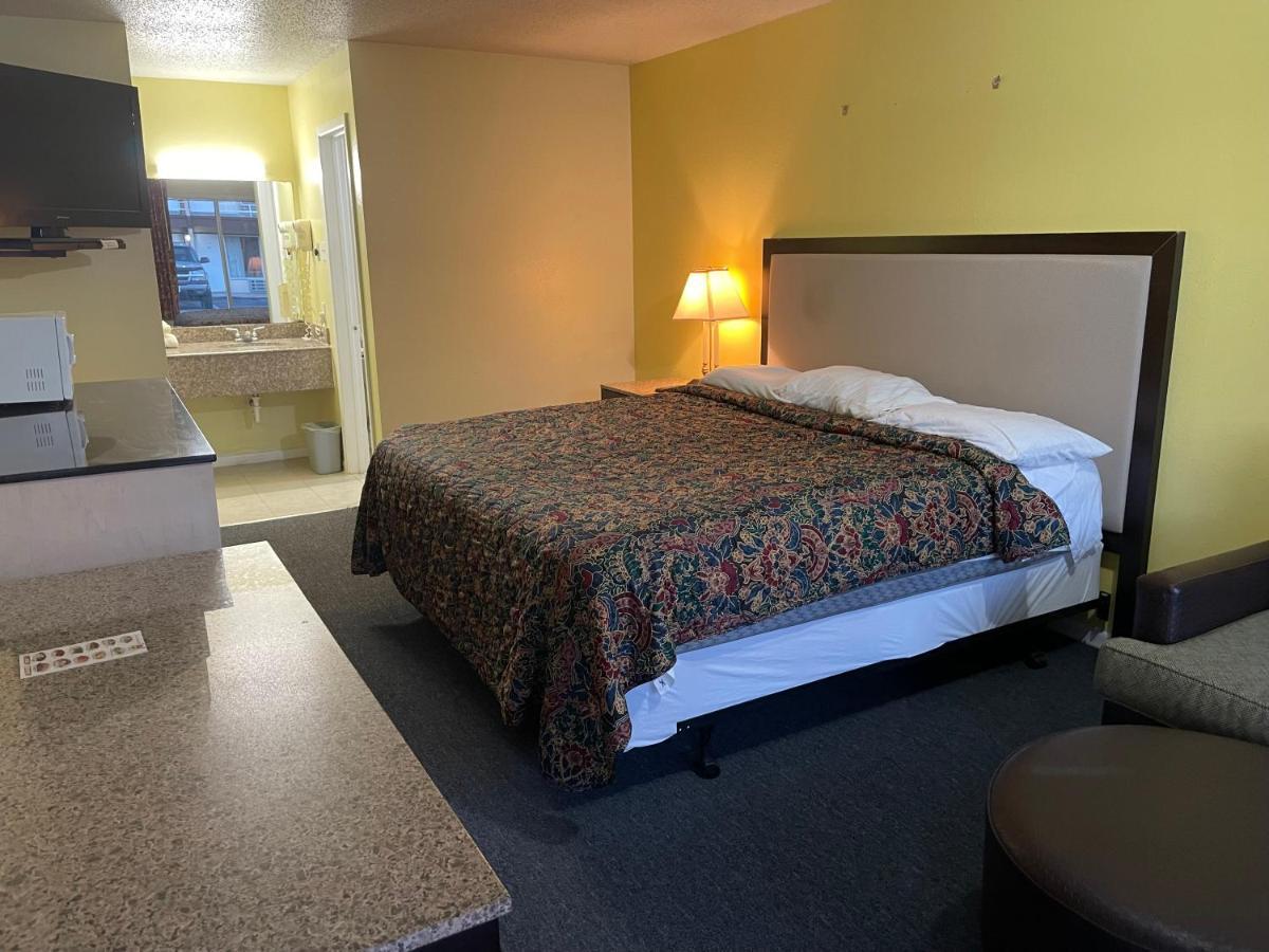 Executive Inn San Saba Экстерьер фото
